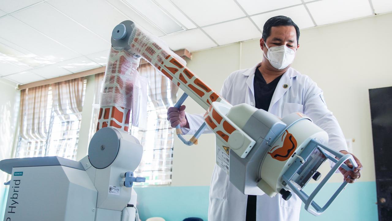Hospital Psiquiátrico recibe nuevas incubadoras y equipo móvil de rayos X hospital-psiquiatrico-recibe-nuevas-incubadoras-y-equipo-movil-de-rayos-x